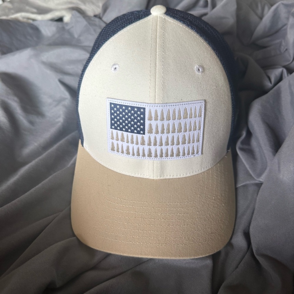 Columbia Tree Flag Hat